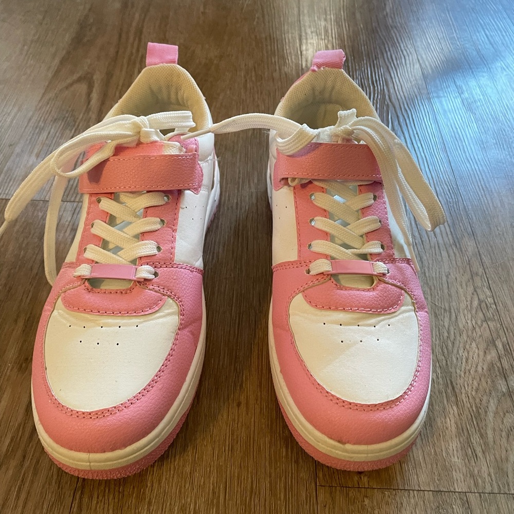 Ardene Pink Runners/Sneakers